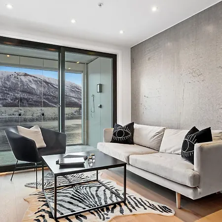 Arctic Panorama トロムソ